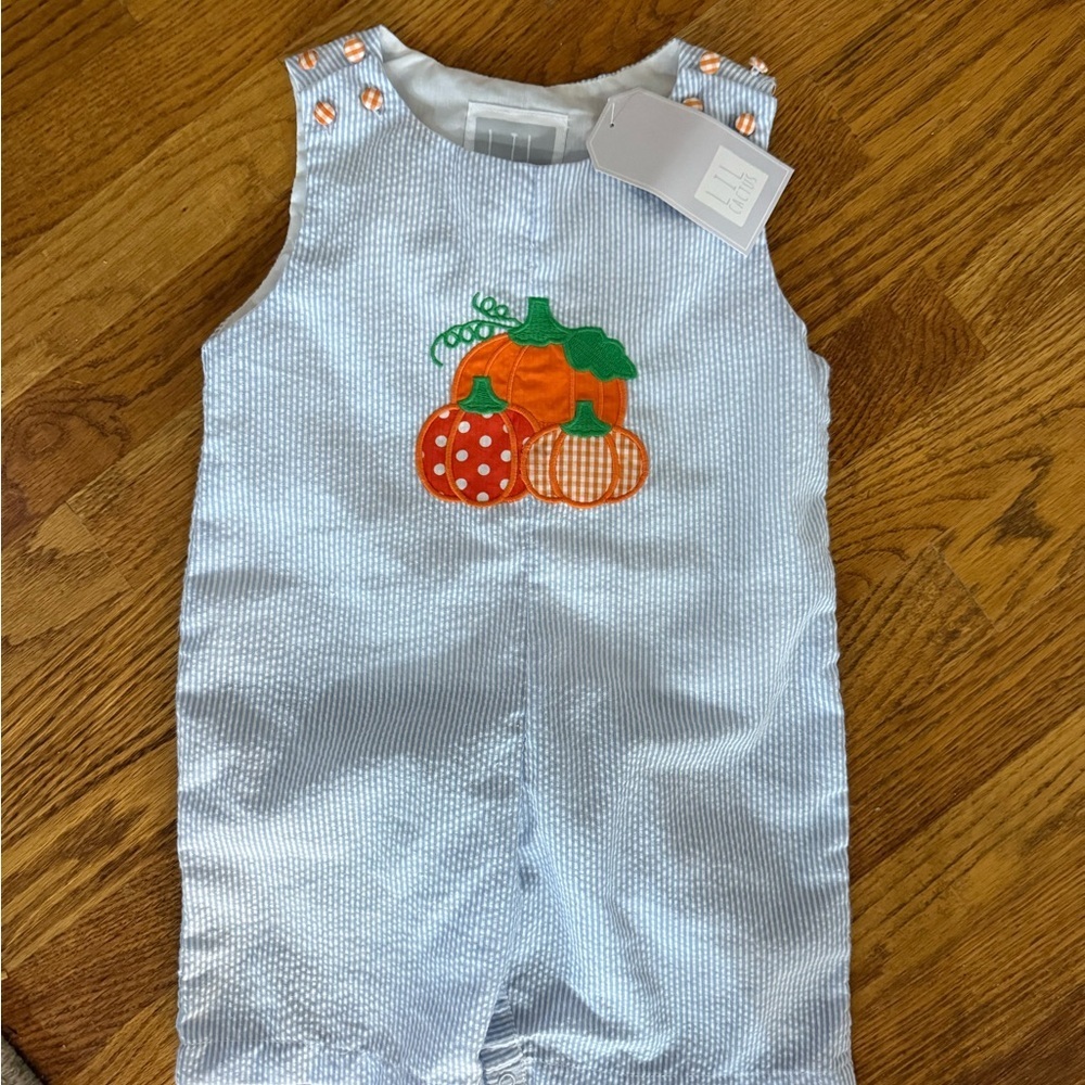 NWT Lil Cactus Blue Seersucker Pumpkin Shortalls 2T - Picture 2 of 4